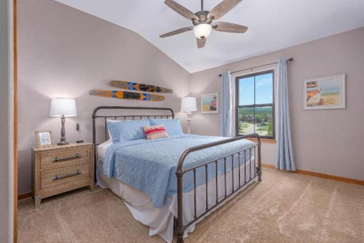 Premier Retreat With Hot Tub, Theater & Pool Table Villa Hollister Luaran gambar