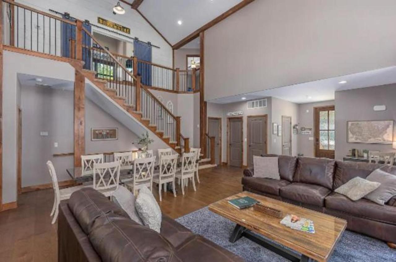 Premier Retreat With Hot Tub, Theater & Pool Table Villa Hollister Luaran gambar