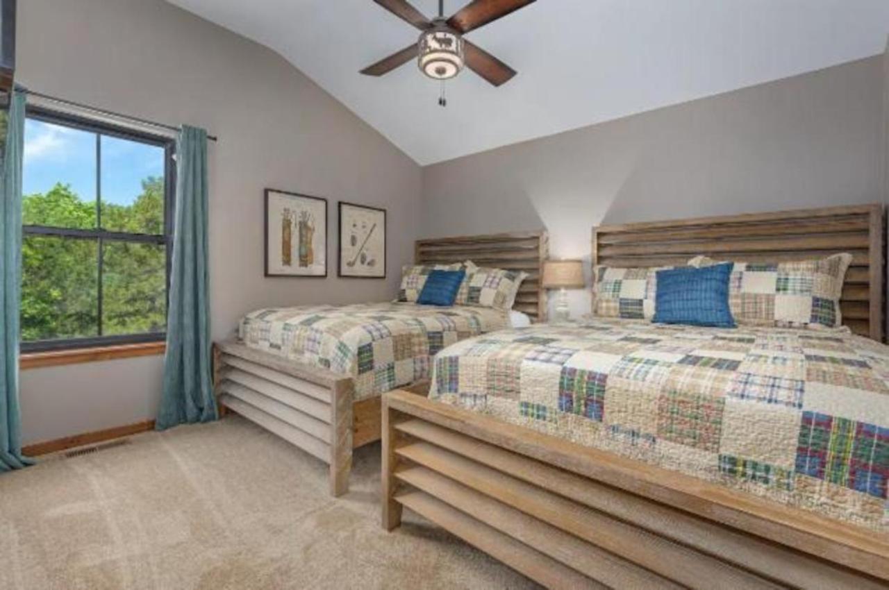 Premier Retreat With Hot Tub, Theater & Pool Table Villa Hollister Luaran gambar